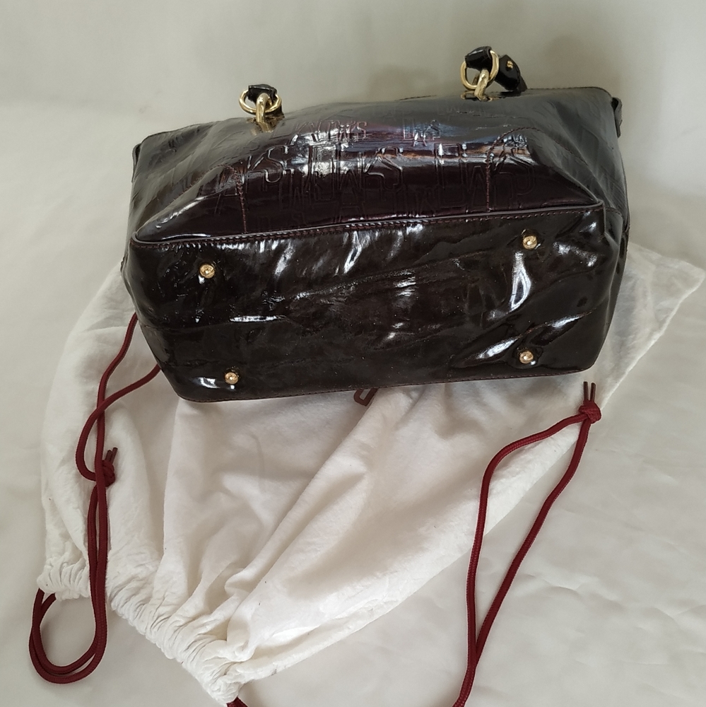 Daks Patent leather Handbag (With Code) - Picture 8 of 16
